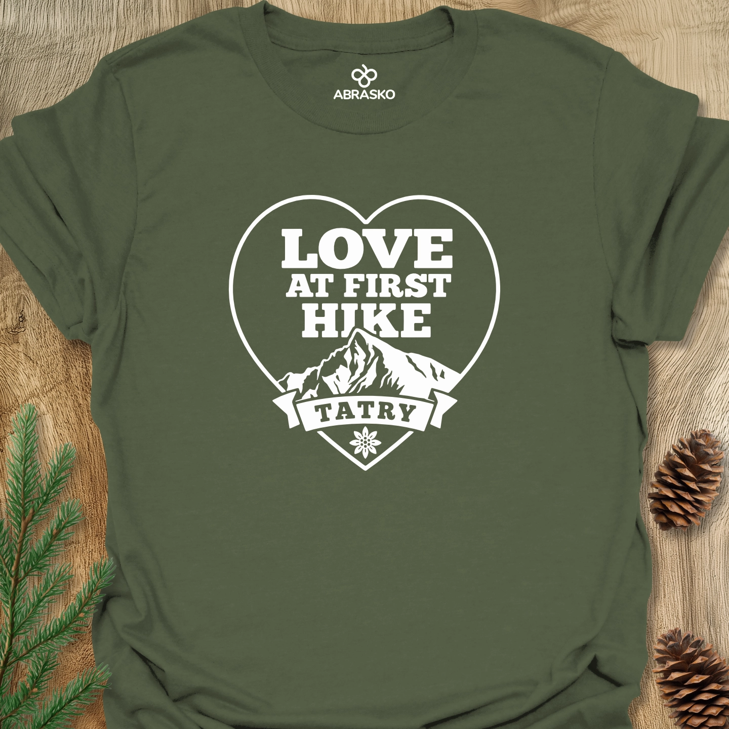 Love At First Hike Tatry Tee